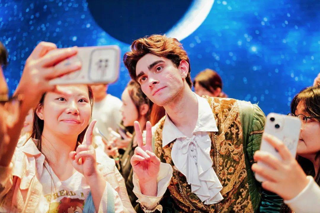 莎士比亚戏剧节